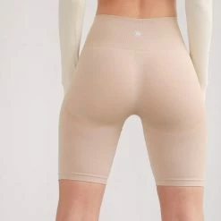 Cameeli ACTIVEWEAR Tan Contour Seamless Biker Shorts