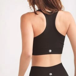 Cameeli Black Seamless Countour Top